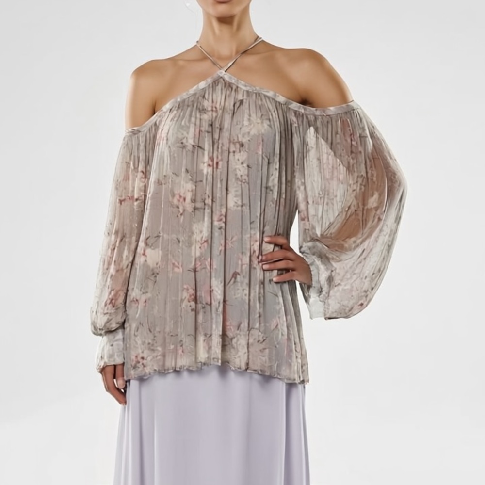 New w/tags Zimmermann Cold Shoulder Silk Top Flower Print in designer size 2.